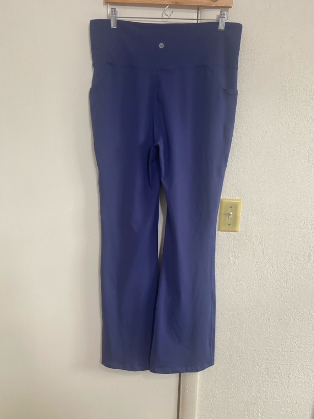 Baleaf Laureate Women's Crossover High-Waisted Flare Yoga Pants 2XL Blue NWT - Picture 4 of 11